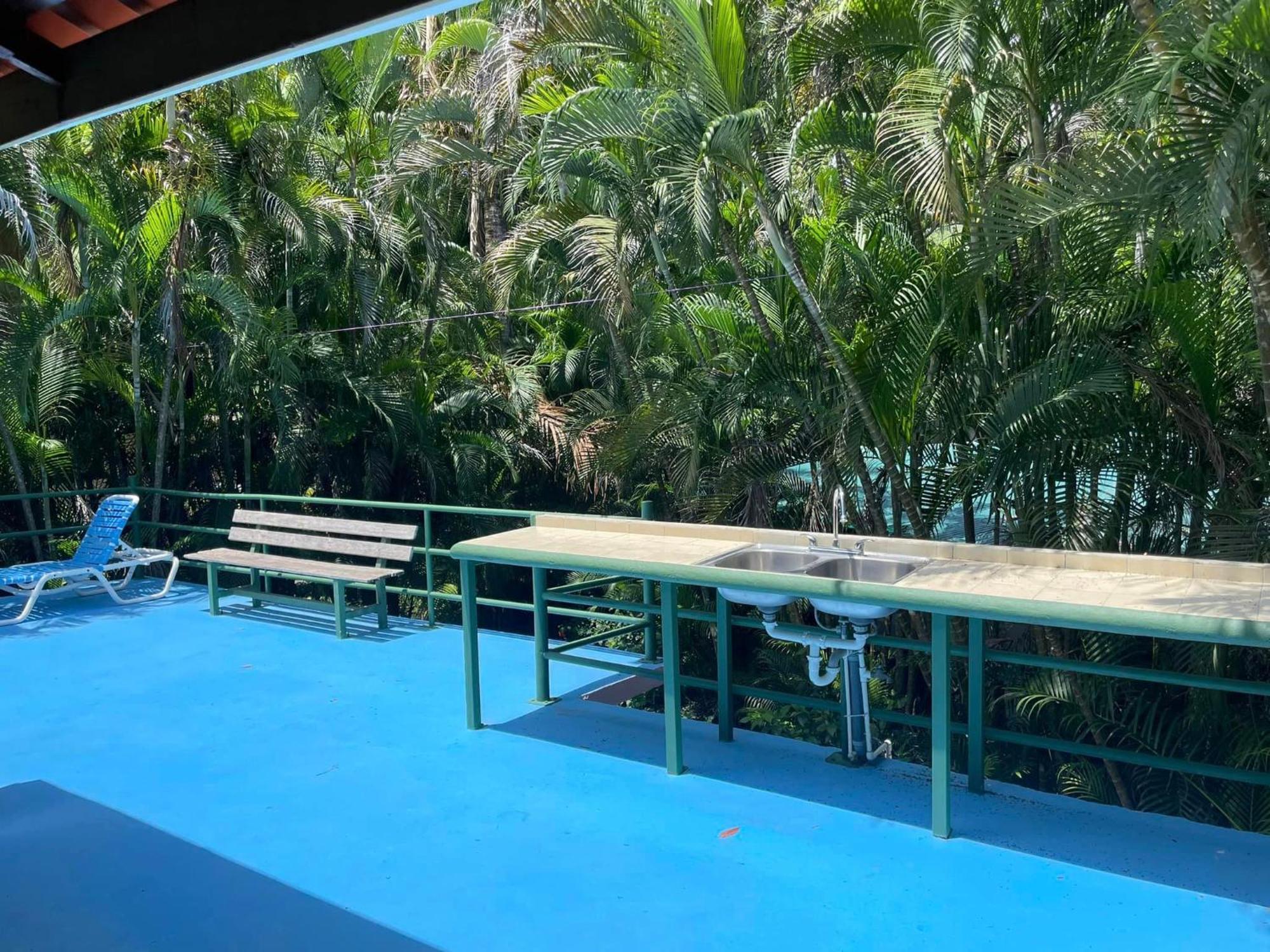 מלון Playa Santa Teresa  Mal Pais Surf Camp חדר תמונה