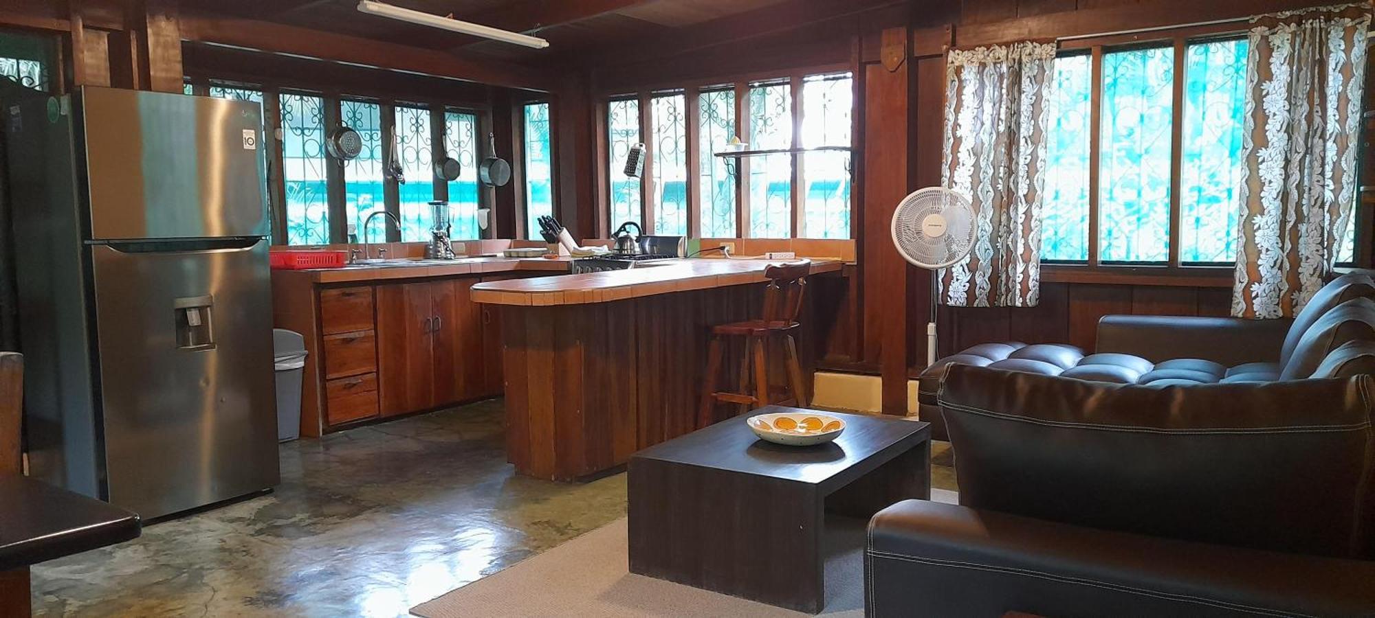 מלון Playa Santa Teresa  Mal Pais Surf Camp מראה חיצוני תמונה
